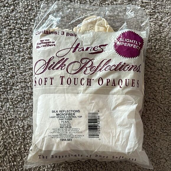 Hanes Silk Reflections Soft Touch Opaques Hose in Pearl - Picture 1 of 4